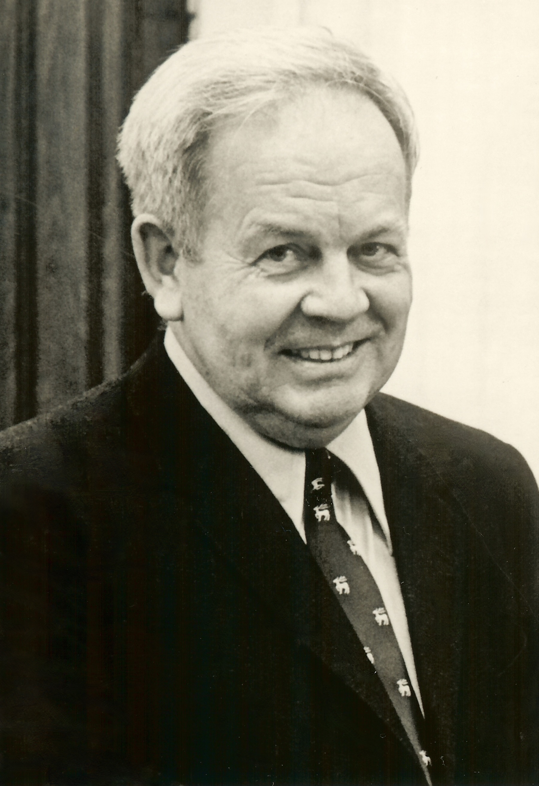 Professor Lloyd Thomas